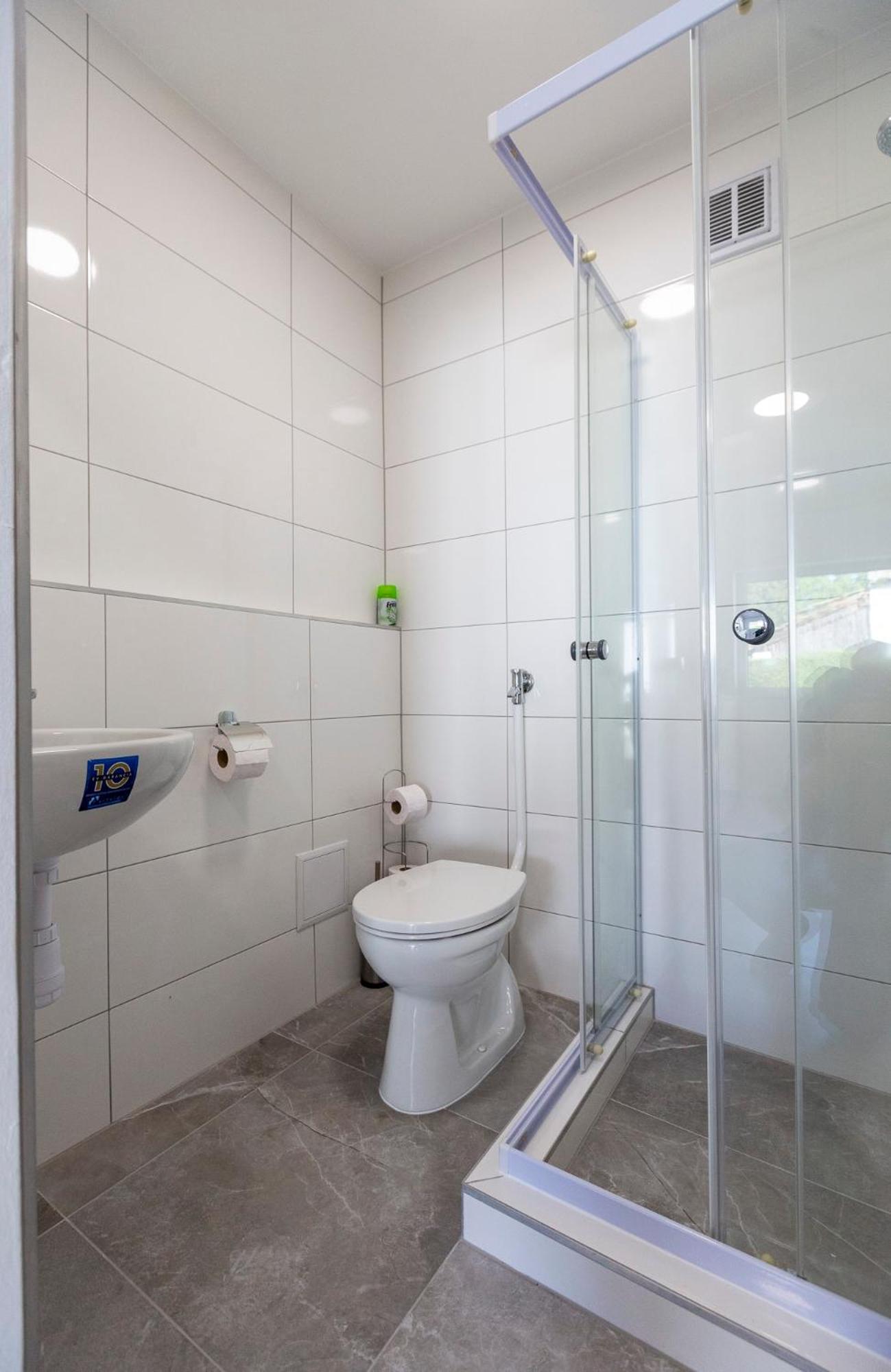 Park Apartman Sarrod Kültér fotó