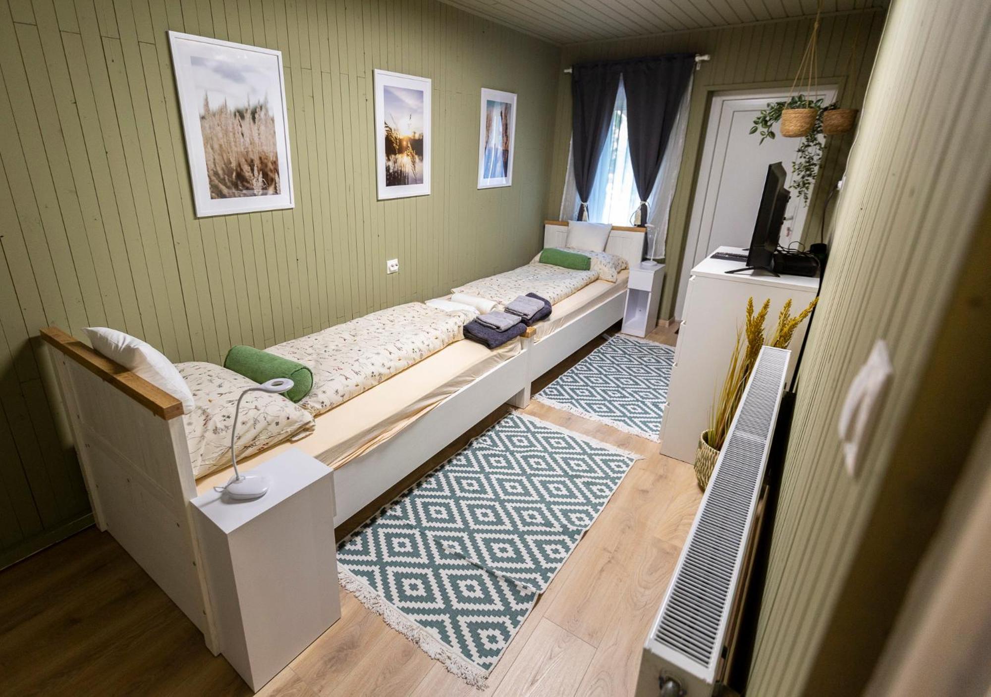 Park Apartman Sarrod Kültér fotó